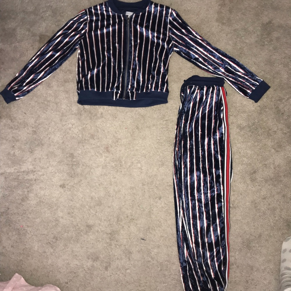 36point5 sweatsuit brand new never worn size s